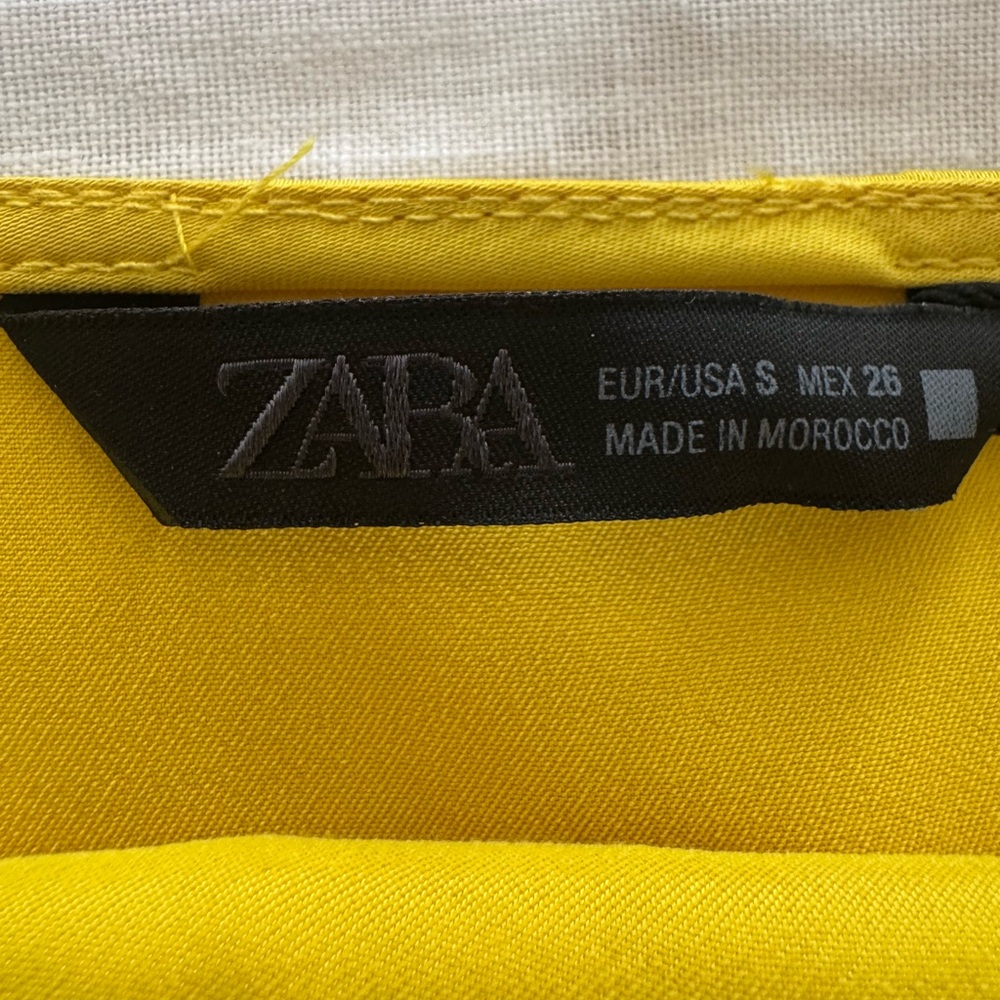 Zara Yellow Slip Dress with Cream Lace Trim - Picture 4 of 6